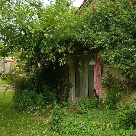 Petit A La Campagne
